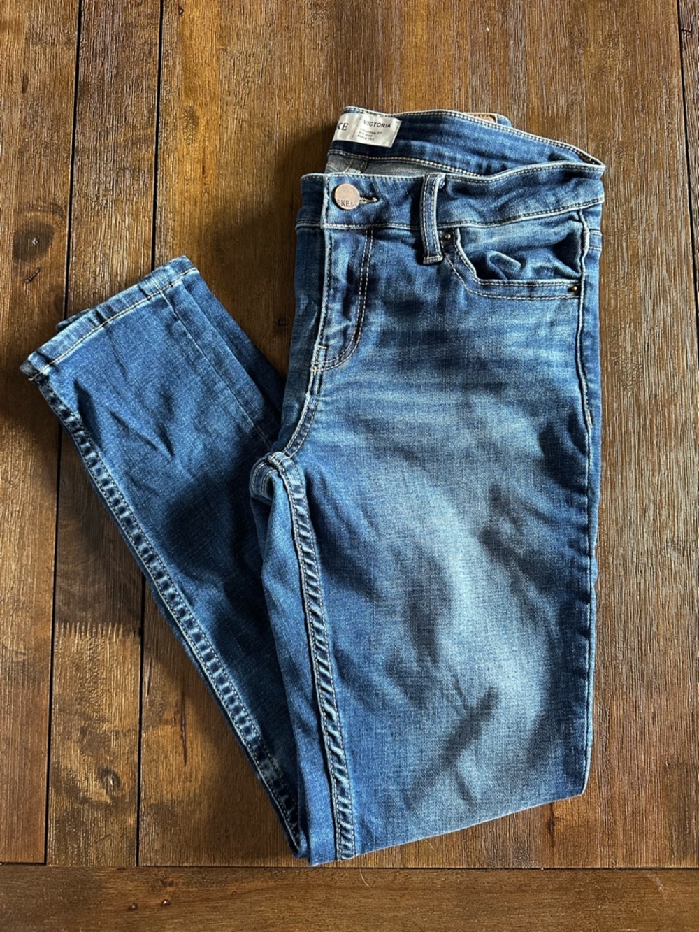 BKE Womens Skinny Jeans - Medium Blue Faded Wash